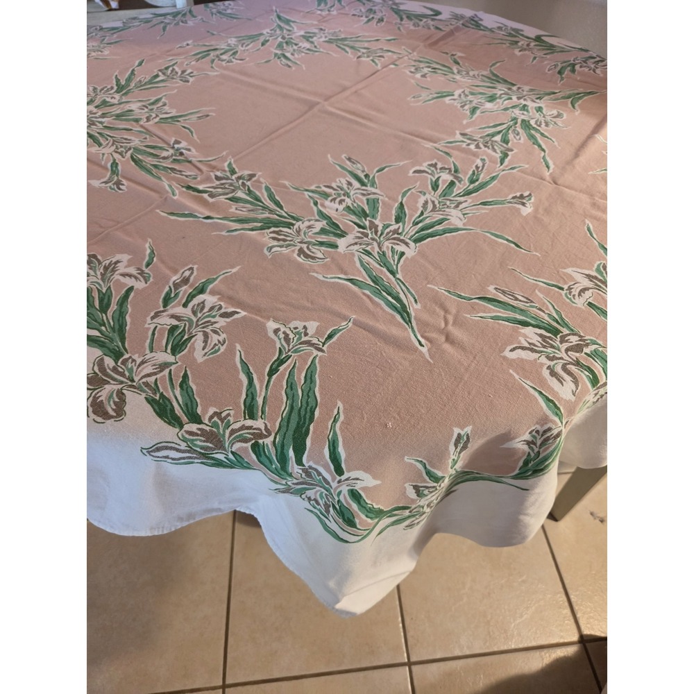 Vintage 46x50 Pink White Lillies Tablecloth MCM Retro